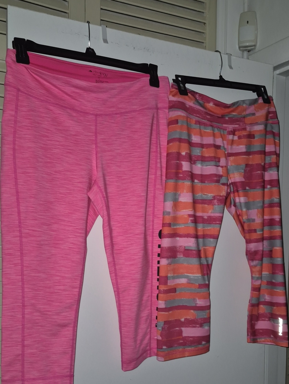 Lot of 2 Pink Active Capri Leggings - Bright Pink & Striped